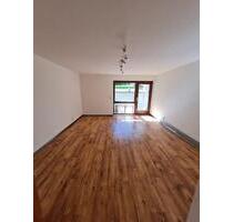 Zu vermieten. Hübsche, ruhige 2ZKB Benutzung Garten KL-Betzenberg - Kaiserslautern Bahnheim