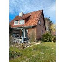 Helle 3 Zimmerwohnung DHH mit wunderschönem Garten in Oetzfelde - Ebstorf