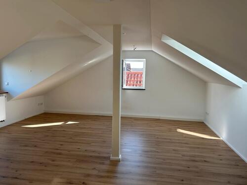 Foto - Exklusive Dachgeschosswohnung – modern & ruhig