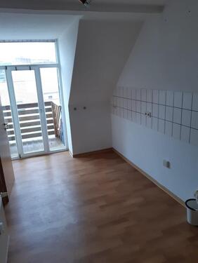 Foto - helle 1,5 Raumwohnung im Dachgeschoss mit Balkon
