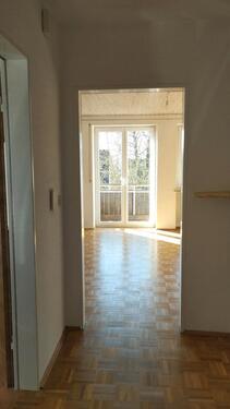 Foto - Günstig! Gut gepflegte 3-Zimnerwohnung mit Balkon und Stellplatz