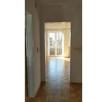 Günstig! Gut gepflegte 3-Zimnerwohnung mit Balkon und Stellplatz - Tirschenreuth