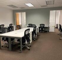 Service-büros für 15 Personen in Design Offices Post - Leipzig