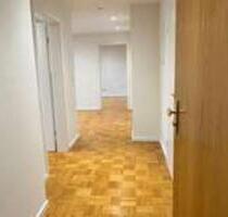 Stilvolle 3,5 Zimmer Dachgeschosswohnung in Toplage- Sedansplatz - Pforzheim Dillweißenstein Stilvolle 3,5 Zimmer Dachgeschosswohnung in Toplage- Sedansplatz - Pforzheim Dillweißenstein