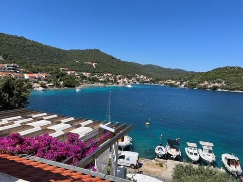 Foto - 1. Reihe Meer: 4-Zimmer Wohnung mit Bootsanlegeplatz Korcula