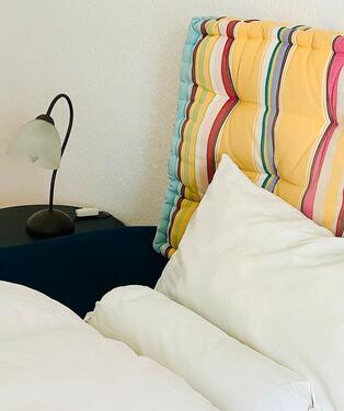 Foto - Zimmer: möbliert in der List, Balkon, Garten