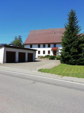 Foto - Zweifamilienhaus, Bauernhaus - 600.000,00 EUR Kaufpreis,