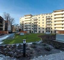 Großzügige 3 Zimmer Mietwohnung mit Stellplatz, Fahrrad-, Keller - Leipzig Ost