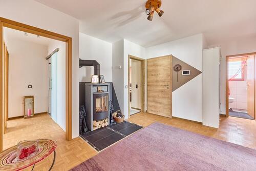 Foto - Schöne moderne 4-5 Z Wohnung - 1.300,00&nbsp;EUR Kaltmiete, ca.&nbsp; 110,00&nbsp;m&sup2;