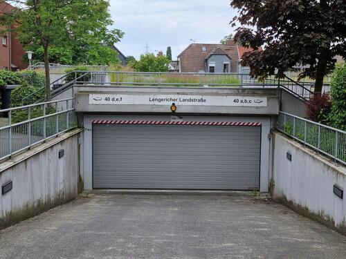 Foto - Tiefgaragenstellplatz in Osnabrück Hellern zu vermieten.