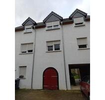 Haus mit Garten in Winningen zu verkaufen