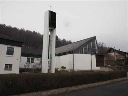 Foto - Kirchengebäude mit Wohnung und Gemeinderäumen in Reinhardshagen