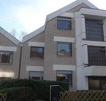 Ruhige, lichtdurchflutete 4 Zi.-Wohnung in Düsseldorf- Erkrath