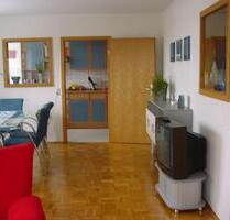 Lichtdurchflutete sonnige 3 Zimmer Wohnung in Dornstadt Mitte - Langenau