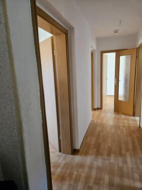 Foto - Ländliches Wohnumfeld in einer 3-Raum Wohnung!