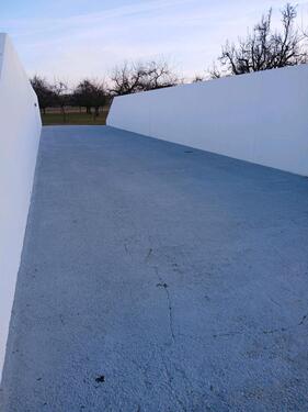 Foto - Stellplatz für Boot, Wohnmobil oder Wohnwagen div. Anhänger