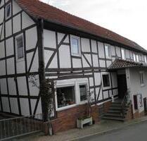 Ehemalige Gaststätte Fachwerk 260 qm, mit Garten guter Zustand - Felsberg