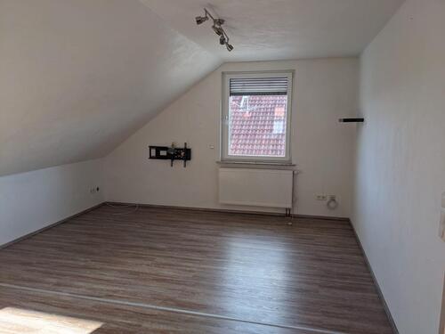 Foto - Dachgeschoßwohnung in Steinwenden zur Miete