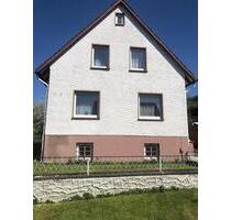 Freistehendes Haus mit Panoramablick im ruhigen Wohngebiet - Alfeld (Leine)