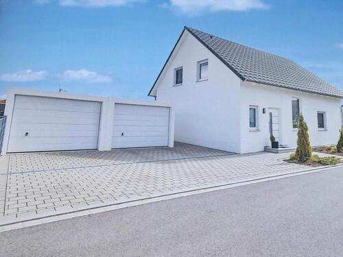 Foto - 4 Zimmer Einfamilienhaus zum Kaufen in Schwandorf