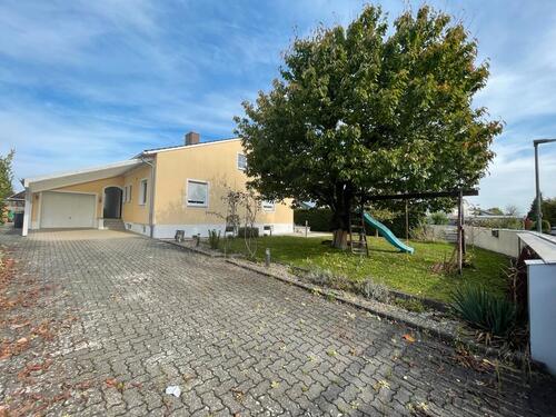 Foto - Freistehendes Einfamilienhaus in Wettstetten