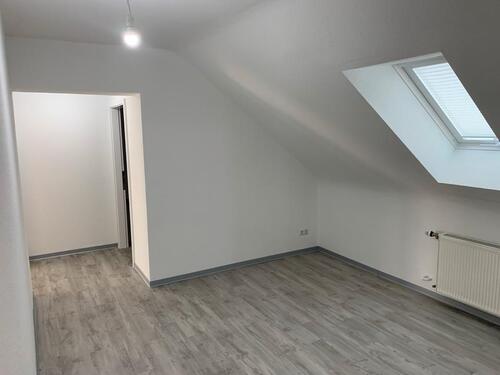 Foto - 3,5 Zimmer Mietwohnung (93m2) mit großzügigen Balkon im 1.OG