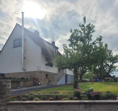 Foto - Einfamilienhaus in Poppenlauer mit großem Garten