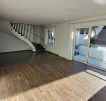 Helle 4-Zimmer Maisonette-Wohnung mit Balkon in Beimerstetten