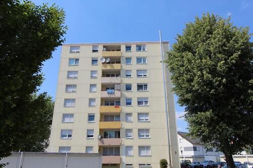 Foto - 3-Zimmer im 5.OG mit Aufzug - 730,00&nbsp;EUR Kaltmiete, ca.&nbsp; 77,23&nbsp;m&sup2;