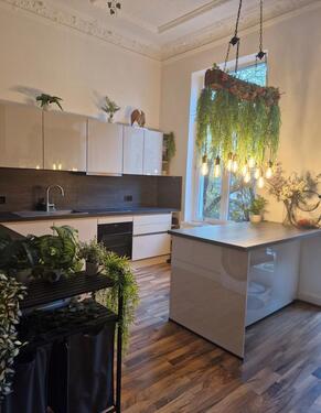 Foto - 110 m² Altbau-Wohnung &Balkon & hochwertiger EBK in Hannover List