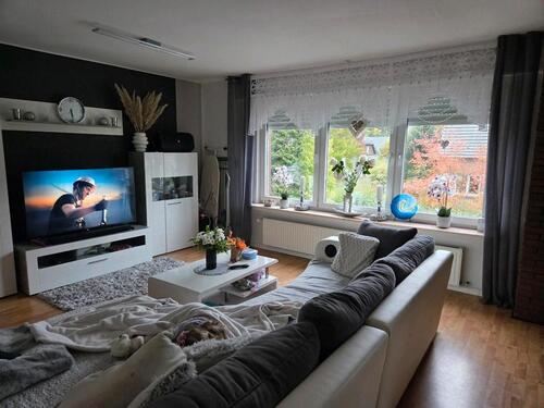 Foto - Zu Vermietung 3-Zimmer Wohnung - 800,00 EUR Kaltmiete,