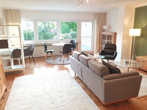 Foto - WG-geeignet: 2-Zimmer-Whg. mit Möblierung, Terrasse & Einbauküche