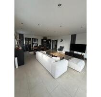 Obergeschosswohnung (3 Zimmer) mit ausgebauten Dachgeschoss - Hepberg