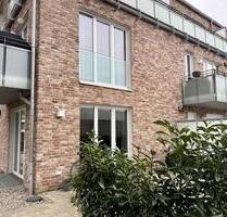 Exklusive 3,5 Zi.-Whg. inkl. EBK, Balkon & 2 Dachterrassen. - Hamburg Wandsbek
