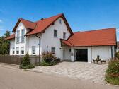 Foto - Einfamilienhaus Neustadt an der Donau, Garten, D-Garage, Bj2003