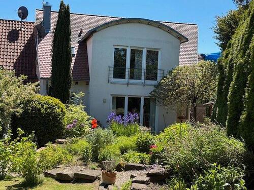 Foto - Einfamilienhaus auf schönem 764 m² Grundstück