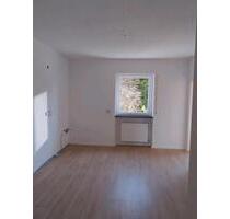 3,5 Zimmer Wohnung mit Balkon - 800,00 EUR Kaltmiete, in Ebnath (PLZ: 95683)