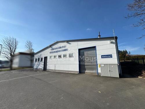 Foto - 600 m² Gewerbehalle mit Büro, PV-Anlage & Hubbühne in Neuenrade-Küntrop zu vermieten