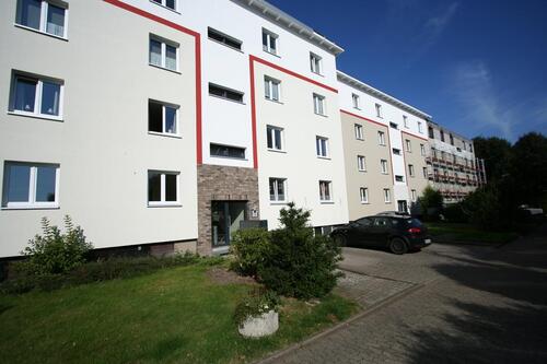 Foto - Attraktive Wohnung in Waldnähe und großem Balkon !