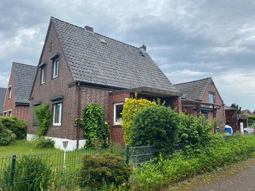 Foto - Einfamilienhaus in Holm - 299.000,00 EUR Kaufpreis,