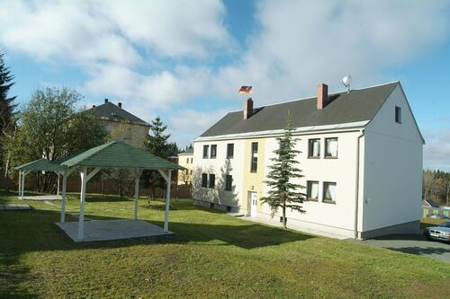 Foto - Wohnen in traumhaft ruhiger Lage – 3-Zi.-Wohnung mit optionaler Möblierung & Sauna im Haus