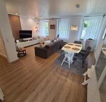 4 Zimmer Eigentumswohnung mit Stellplatz Terrasse Garage 100 qm - Wilhelmshaven Fedderwardergroden