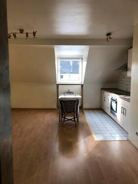 Foto - Schöne 2,5- Zimmer Wohnung - 500,00 EUR Kaltmiete,