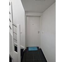 Wohnung-1-Zimmer-mit gehobener Ausstattung - Gückingen