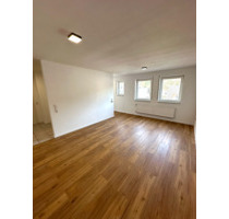 Renovierte 1-Zimmer-Wohnung mit Carport-Stellplatz in Trier