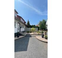 Schöne Doppelhaushälfte mit großem Garten - Neu-Eichenberg