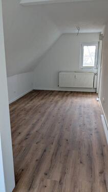 Foto - Neu renovierte 2-Zimmer Dachgeschosswohnung frei ab sofort