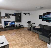 Helle 2-Zimmer-Wohnung mit Balkon,Tiefgarage & Einbauküche - Künzelsau
