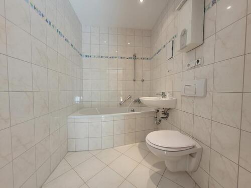Foto - 2,5 Raum mit Aufzug und Balkon !