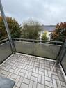 Foto - Große 1-Zi. mit Laminat, Wanne, Abstellraum & Balkon in ruhiger Lage! EBK mgl.